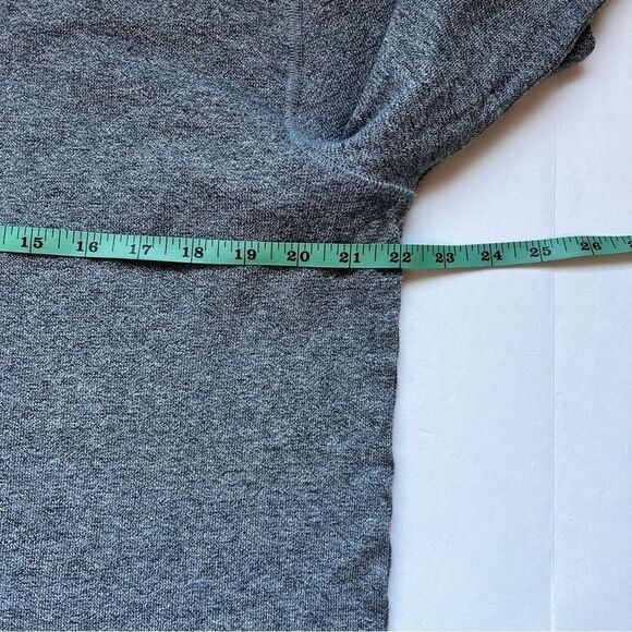 Vineyard Vines Gray Offroad Duofold Crewneck Size X-Large NWT - Picture 4 of 7